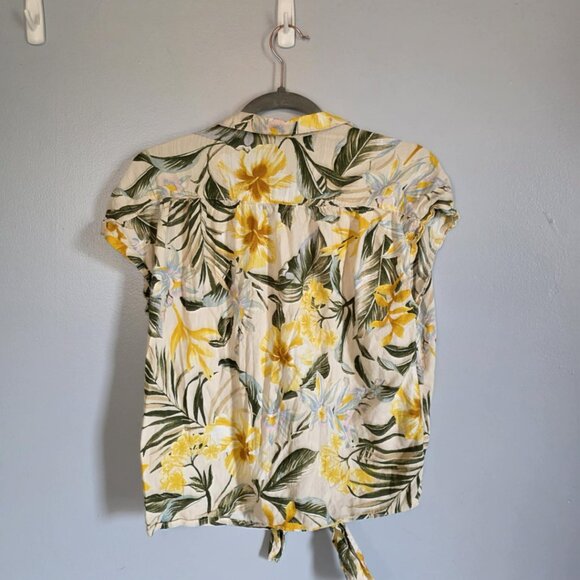 EUC Old Navy Short-Sleeve Tropical Floral Shirt - Picture 2 of 5